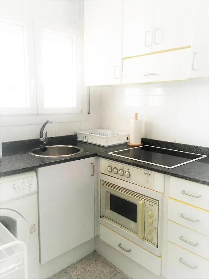 Apartament A La Costa Brava L'Estartit - Myanna